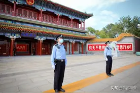 【北京红墙卫士】无论晴里雨里，有我守护着你图片