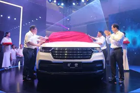 全铝车身，马勒发动机，ZF变速箱，造车果真是如此简单的拼凑？图片