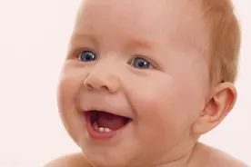 宝宝九个月还不长牙，原因可能是这些图片