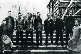 从前是牛马，现在要做人：回顾工人阶级的伟大力量图片