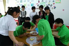 关爱弱势群体“云浮实践”③ | 特殊儿童的温暖图片