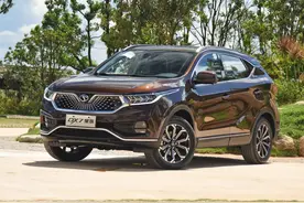 东南DX7星跃，车宽1米9，配三菱1.5T发动机，才12万图片