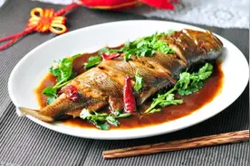 本地大师傅——清蒸咸黄鱼图片