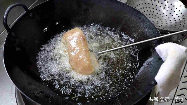 红烧肉最正确的家常做法，大厨把要点全告诉你，肥而不腻，太香了