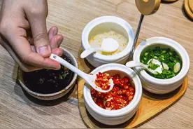 简单易做的万能调料汁，凉拌菜必备，赶紧收藏起来！图片