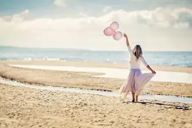 “别把朋友看得太重”：老人用人生的经历，道出了人情冷暖图片