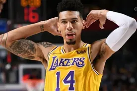 NBA最强的3D球星：太阳小将总决赛砍27分，现役一人成3D天花板图片