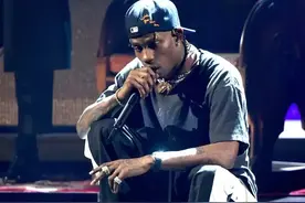 Travis Scott卖鞋是副业，开演唱会狂赚一亿美金图片