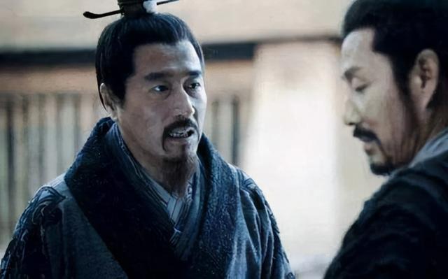 秦末、三国、南北朝、五代十国，竟然都是徐州老乡在争地盘