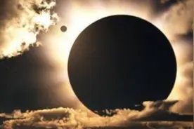 太阳熄灭后，人类要多久才能感知？8分钟后？准确来说是10000年图片