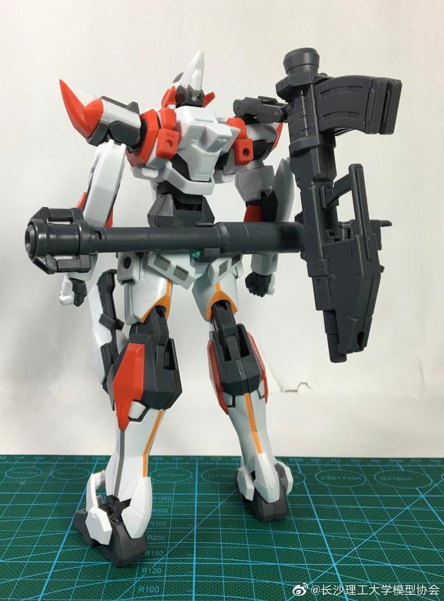 宅客模玩原创测评：青岛社 1/48 烈焰魔剑 测评（素组+展示部分）