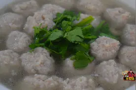 肉丸子好吃有诀窍，用简单的食材也能做出独特的味道，真解馋图片