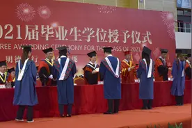 两年制研究生VS三年制研究生，差的不是一星半点，要提前考虑清楚图片
