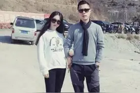 “最年轻爸爸”火了，和女儿站在一起像情侣，女儿：不是男朋友图片
