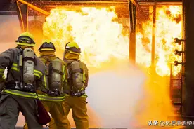 英语原版阅读：Firefighters图片