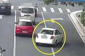 前车出现故障不动，压实线变道被扣3分？交警：不懂下次照罚图片