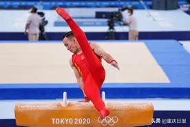 中国男子体操队夺得体操男子团体铜牌图片