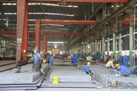 复产按下“快进键”，中国一冶钢构公司近千名建设者奋斗在施工一线图片