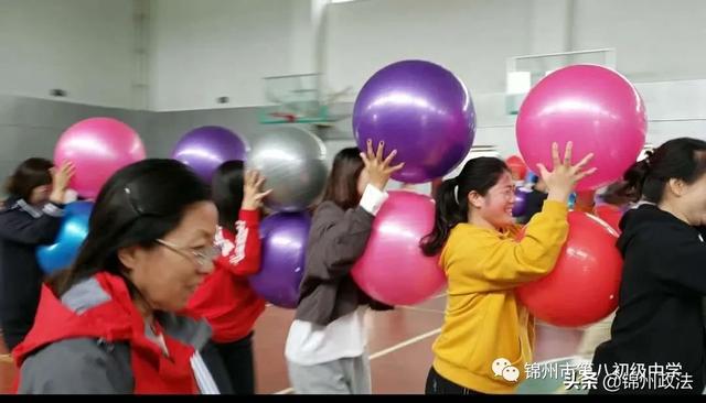 运动会通讯稿范文 运动会通讯稿范文300字(图6) 运动会通讯稿范文 运动会通讯稿范文300字(图6)