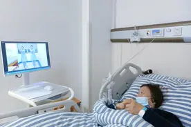 脑卒中健康教育小助手！南昌大学二附院红角洲神经外科一区使用移动查房车助力患教图片