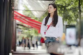 国庆长假，男友回去看孩子，与前妻以夫妻名义一起生活7天，咋办图片