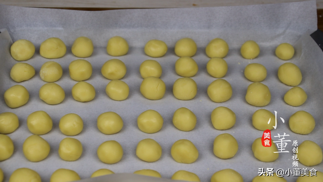 不用水和油，教你做孩子最爱吃的奶香小馒头，零添加更健康
