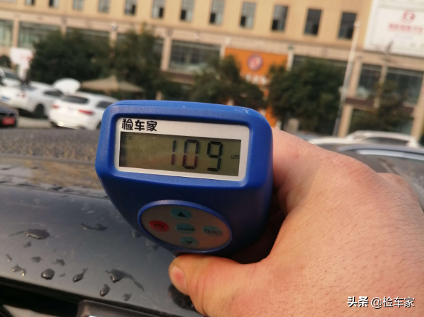 为啥奔驰S400L30万都没人买？网友：换块电池10万，爱得起伤不起