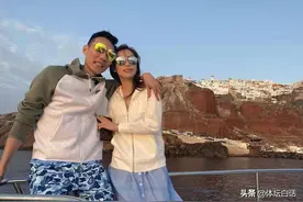甜蜜！李宗伟与娇妻夕阳下拥吻，不再消瘦，花费千万抗癌成功图片