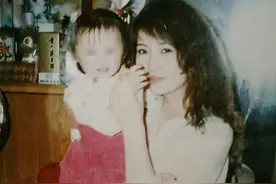 我15岁当模特，八十年代月薪过万，曾因吸毒自杀，现在帮人戒毒图片