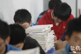 @河南考生 绑定省招办服务号，可第一时间获取录取信息图片