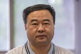 襄阳东津新区（襄阳经济技术开发区）党工委书记、管委会主任肖勇：打造汉江流域中心城市的新中心图片