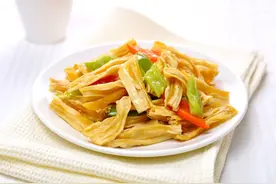 腐竹是豆制品中的“营养冠军”图片