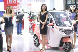 爱玛、上海永久电动三轮车，工信部认证可上牌，送孩子上下学方便图片