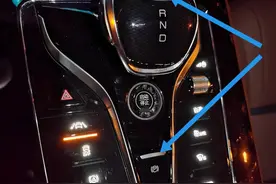 晚上如何在唐DM车里开着空调关灯休息图片