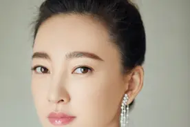 为什么女明星有“牛奶肌”？她们晚上都会这么做，被很多人忽略了图片