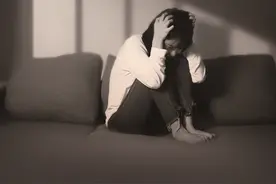 教育部：将抑郁症纳入学生体检！专家：抑郁症或始于幼儿期图片