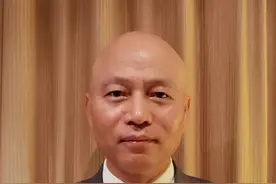 聚焦两会：建议将村卫生室改为事业单位！图片