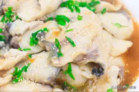 秋季健康开胃必吃番茄鱼！鱼肉洁白不碎有技巧，孩子们超爱吃图片