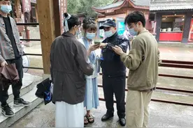 峨眉山景区公安全警参战，为您护航图片