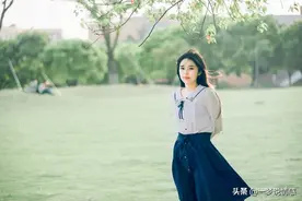 为何越来越多已婚女人，喜欢和年长自己的异性去吃饭？图片