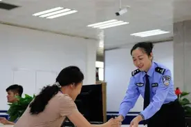 驾驶证实习期为一年，那考到驾照后一年都不开车算通过实习期吗？图片