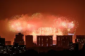 坐在教室就能看鸟巢烟花！北京这所高校坐拥“黄金地段”，拥有3条地铁线！图片
