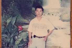 富士康焊工的祖师爷，徒子徒孙遍天下，退休时吃了半个月饯行酒图片