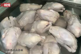 执法人员突袭全国连锁炸鸡店，老鼠屎、蜘蛛网着实恶心！昆明的情况如何？图片