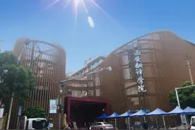 办中国一流民办大学 西安翻译学院这样做图片