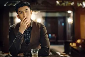 张云龙《民国奇探》人称四爷，擅长交际，能够周旋于各色人物之中图片