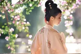 《金瓶梅》之潘金莲的“才华”与“情思”图片