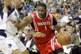 巅峰麦迪28+6、加冕得分王、为何魔术还是把他送到火箭？图片