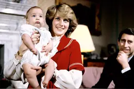 哈里王子出生一头“绣”发，查尔斯心塞了，他怀疑戴安娜对他不忠图片