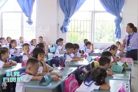 我们的开学 我们的第一课 | 海口市第27小学开学典礼：书写心愿卡 寄语“六年后”的自己图片